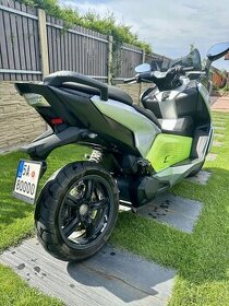 BMW c-evolution SUPER STAV