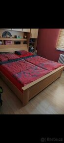 Manželská postel 180x200 s roštama v ceně