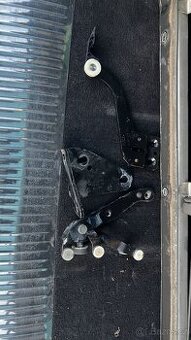 VW T6 pojezdy elektrických posuvných dveří