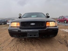Ford Crown Victoria Police Interceptor P71 2011 V8 SLEVA