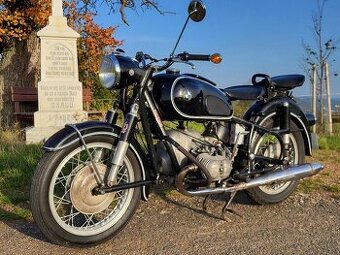 BMW R60/2 r.v.1968, bílé CZ SPZ, origo stav,nerenovováno