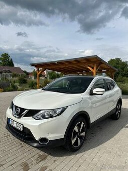Nissan Qashqai, 1.6 DIG-T, naj.107tkm,max. výbava,tažné.