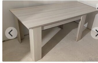 Kvalitní stůl 90 x 140 cm, málo používaný