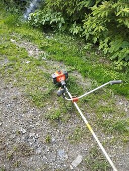 Husqvarna 323 R2