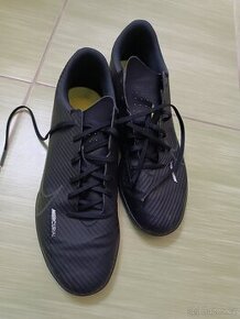 Sálovky Nike
