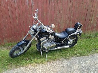 Suzuki Intruder VS 1400