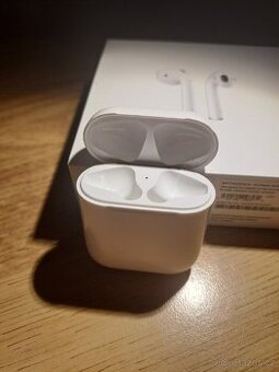 Nabíjecí pouzdro pro Airpods 2