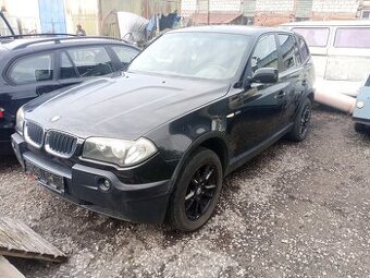BMW X3 3,0i díly z vozu
