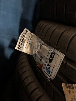 Pneu 185/60 R15