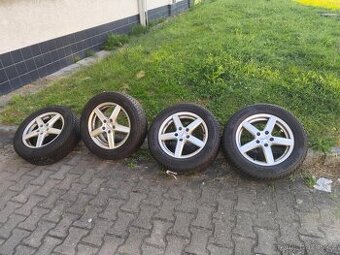 Zimní pneumatiky a ALU disky Dezent.