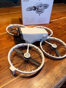 DJI FLIP – zánovní dron od DJI