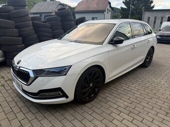 Škoda OCTAVIA IV 1.5 TSi MATRIX VIRTUAL KAMERA CANTON 2020
