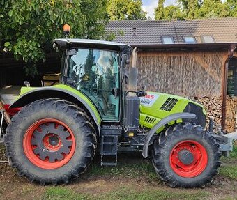 Traktor Claas Arion 650