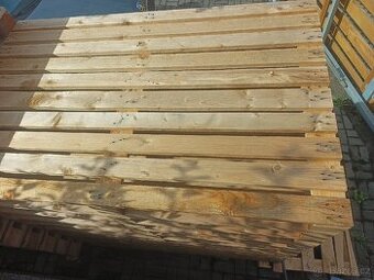 Nové dřevěné palety 165x105 cm
