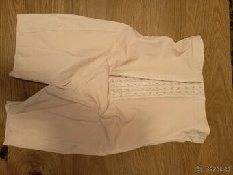 Tvarující kalhotky