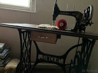 Šicí stroj Singer