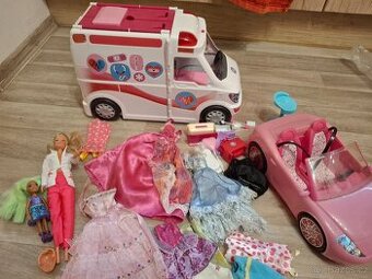 Barbie sanitka, auto, 2 x panenka, Pošta 50 Kč
