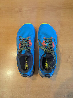 Trailové běžecké boty Altra Lone Peak 9+