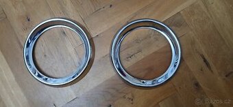 Nepoužité rámečky světel Škoda 1000MB