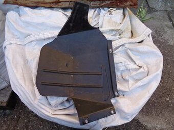 Škoda 120 130 Rapid nový plech pod motor original