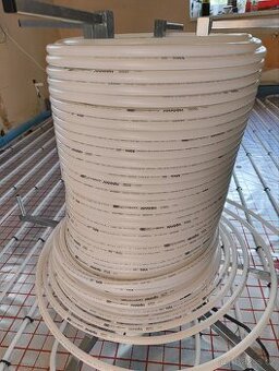 Uponor Comfort Pipe Plus PE-Xa 16×2 mm--179m