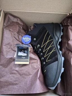 Pánské outdoorové kotníkové boty vel.44