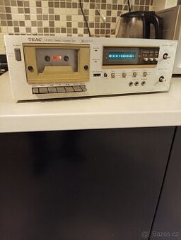 Retro Cassette Deck Zn.TEAC