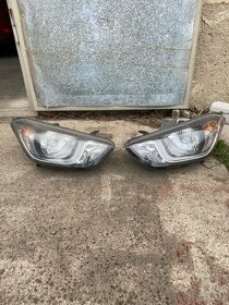 Hyundai i 20 světla