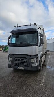 Tahač Renault T440 + návěs Schwarzmuller