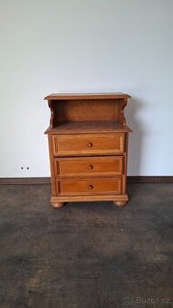 Skříňka šuplíky