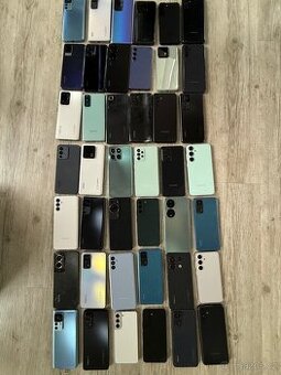 Makety mobilních telefonů (dekorace / výstavní kusy)