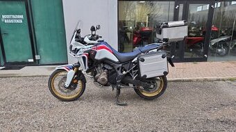 Honda CRF 1000 L Africa Twin DCT (2017) nádherný stav, plná