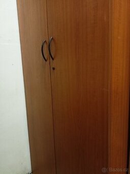 Skříň, jako nová, kvalitní