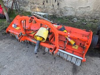 Mulčovač Italský Marschio kladivkový posuvný do stran za Tra