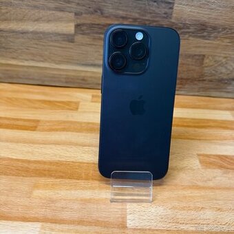 iPhone 16 Pro 256GB, černý titan, eSIM (rok záruka)