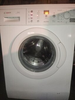 Bosch speed edition, úzká 40cm, kapacita 6kg