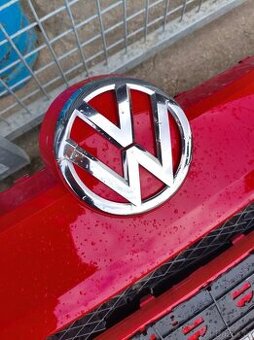 Vw up přední nárazník poškozený
