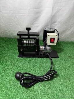 Elektrický odizolovací stroj dráty o průměru 1,5 až 38 mm