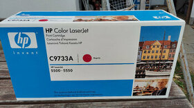 Originální toner HP 645A, HP C9733A, barva purpurová magenta