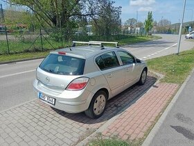 Opel Astra H - 1