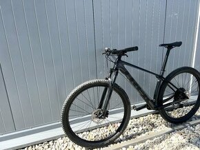 TREK PROCALIBER 9.5 Vel. M/L - V Záruce