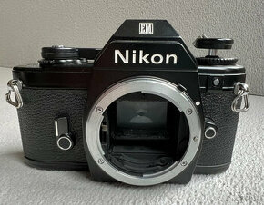 Nikon EM - 1