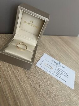 Zasnubní prsten ze zlata a diamantem