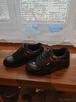 Globe Fusion black/bronze vel 44 28,5cm