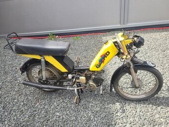 Hero Gizmo moped