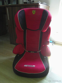 Autosedačka Scuderia Ferrari 15-36kg