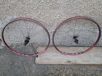 Zapletená kola Sun rims