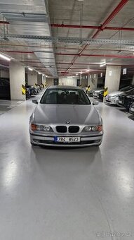 Bmw e39 121 t km.