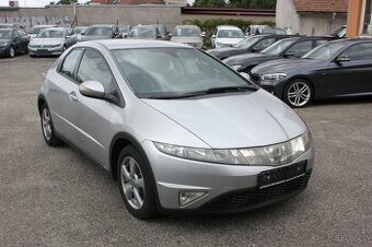 Honda Civic 1.4i, 138 tis. km, bez koroze - 1