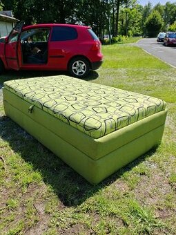 Postel s úložným prostorem 200x110
